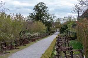 Read more about the article Der Rosengarten in der Kartause Ittingen am 22.6.19